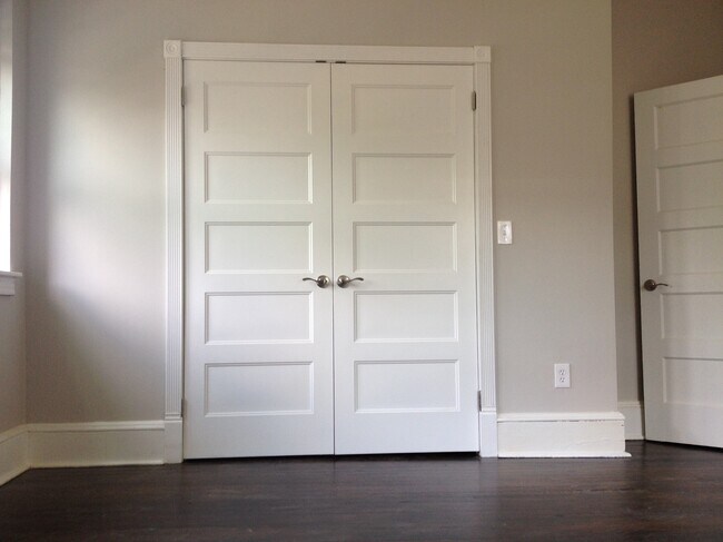 Building Photo - 7042 Chew Ave