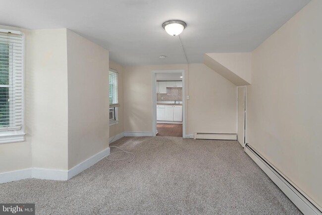 Building Photo - 124 Washington Rd