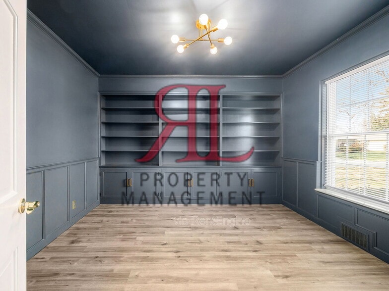 Building Photo - 85 Eastmoor Blvd