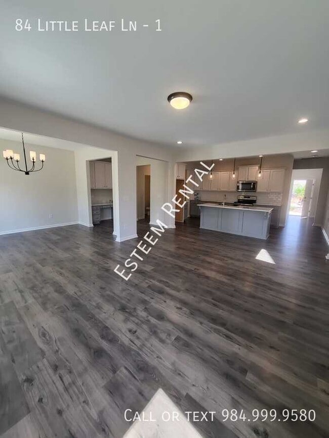 Building Photo - 84 Little Leaf Ln