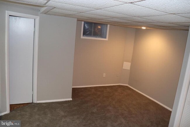 Building Photo - 8623 Willow Oak Rd
