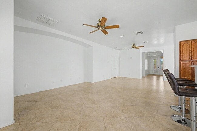 Building Photo - 15235 W Windward Ave