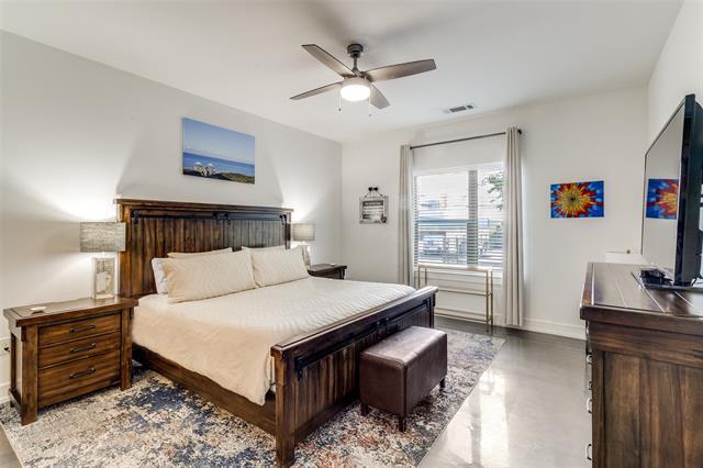 Building Photo - 5710 McCommas Blvd