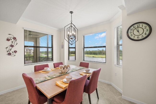 Building Photo - Fully Furnished Condo For Rent in Bradenton!