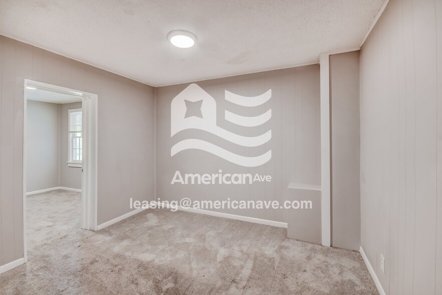 Building Photo - 413 Roebuck Dr