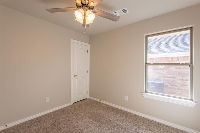 Building Photo - 8401 NW 162nd St