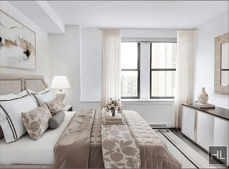 Building Photo - NO fee 3 bed 3 bath with laundry in unit -...