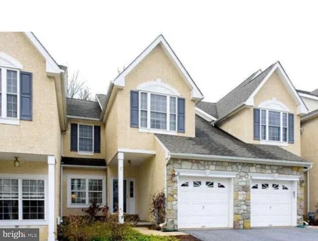 Primary Photo - 36 Kennedy Dr
