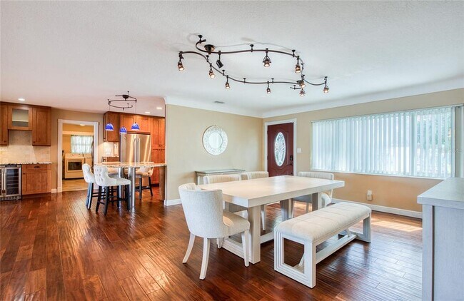 Building Photo - 4222 Miller Dr