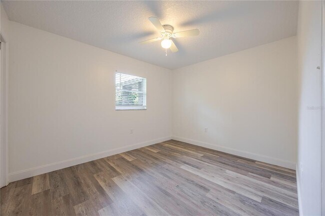 Building Photo - 495 Orange Ave