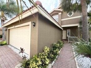 Building Photo - 5487 Queenship Ct