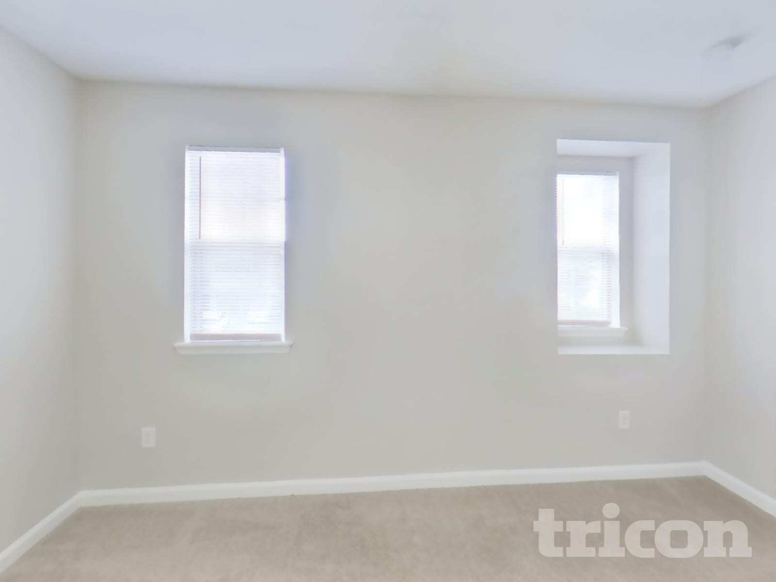 Building Photo - 12034 Alexandra Dr