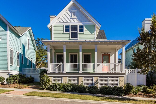 Building Photo - Introducing Your Dream Home in Norfolk: Elegant 3-Bedroom, 2.5-Bath Haven on 2 Floors