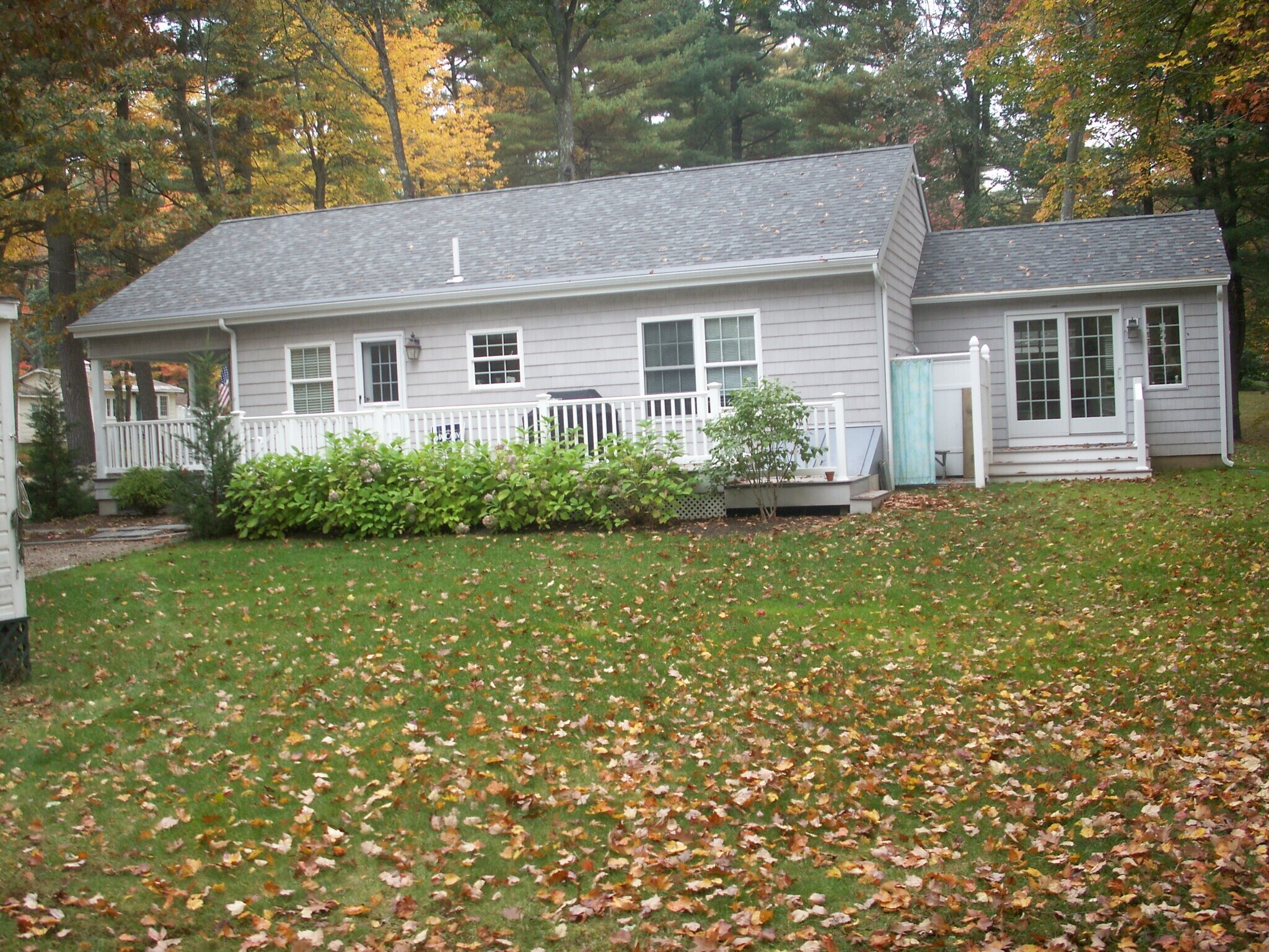 Building Photo - 132 N Shore Rd