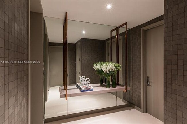 Building Photo - 10201 Collins Ave