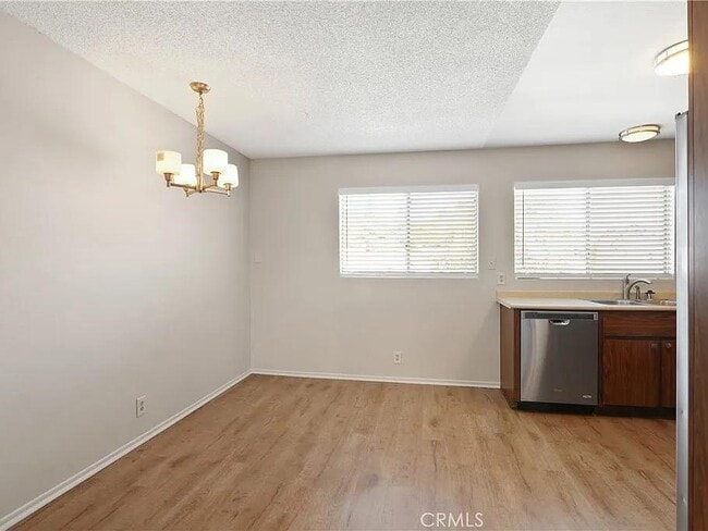 Building Photo - 63 Wildwood