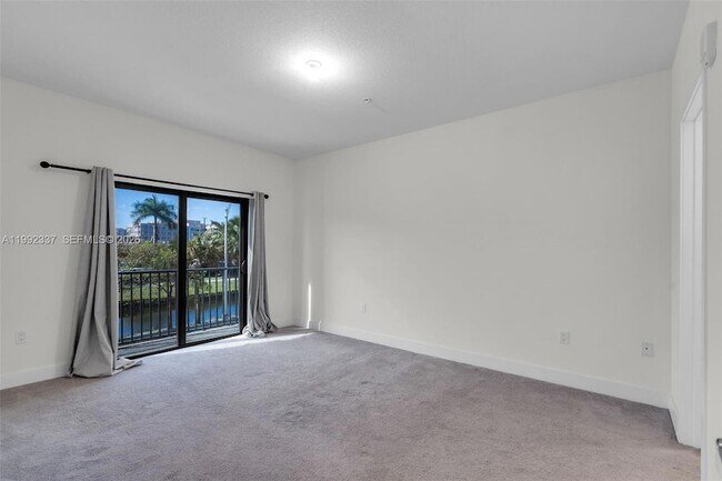 Building Photo - 8363 NW 41st St