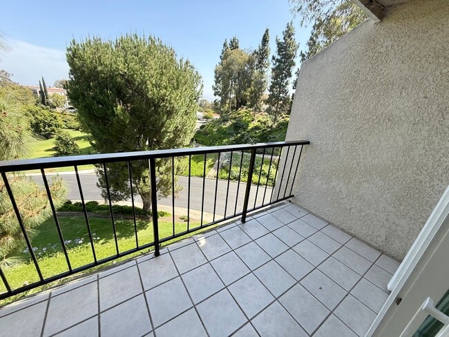 Building Photo - Beautiful 3-Bedroom Home in the desired Laguna Woods