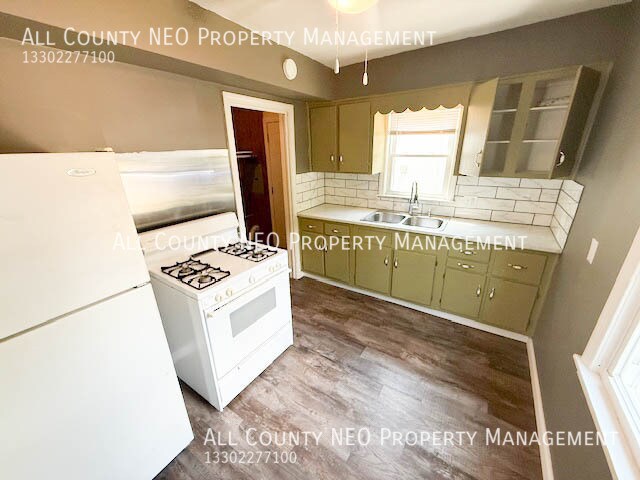 Building Photo - 772 Triplett Blvd