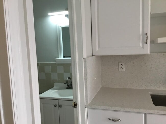 Building Photo - 90 Union Ave