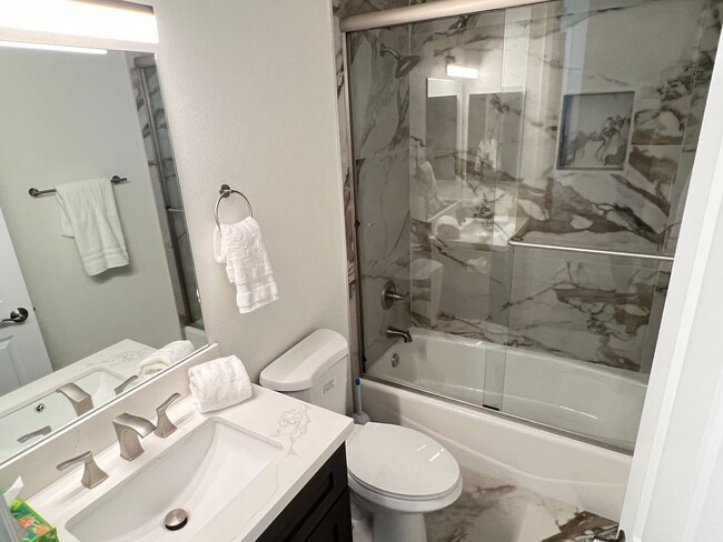 Building Photo - Remodeled North Tustin 4 Bed 3 Bath Ranch Home with Solar!