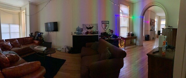 Building Photo - 301 S 40th St