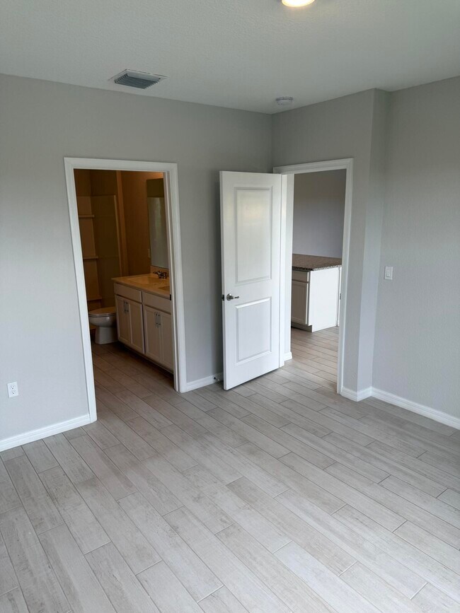 Building Photo - 5226 Armina Pl