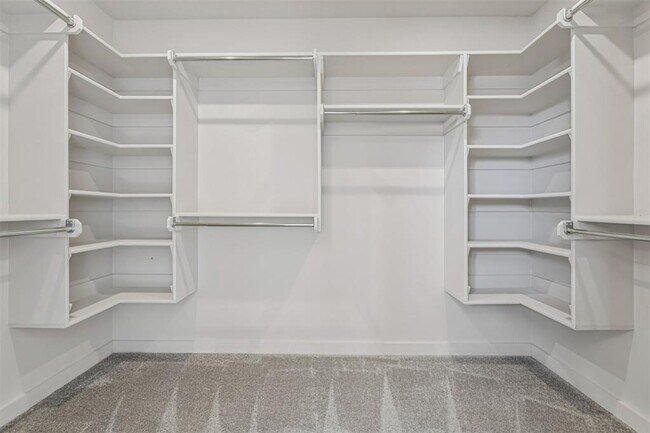 Building Photo - 520 NW 176th Terrace