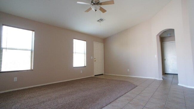 Building Photo - 6614 E Lush Vista View