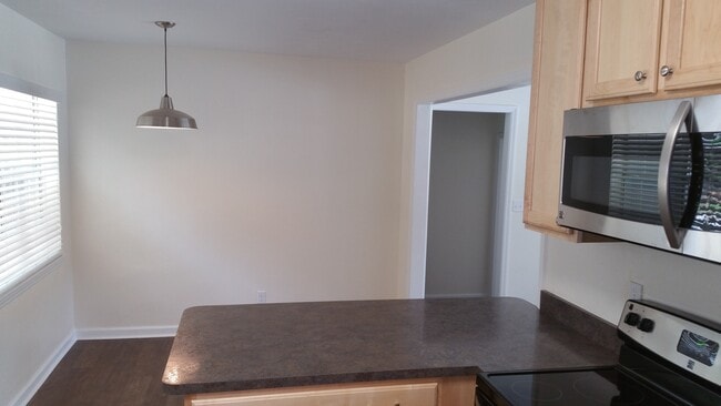 Building Photo - Beautiful and Updated Paired Home Minutes ...