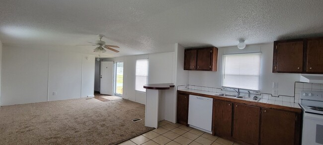 Primary Photo - Ready to Move in