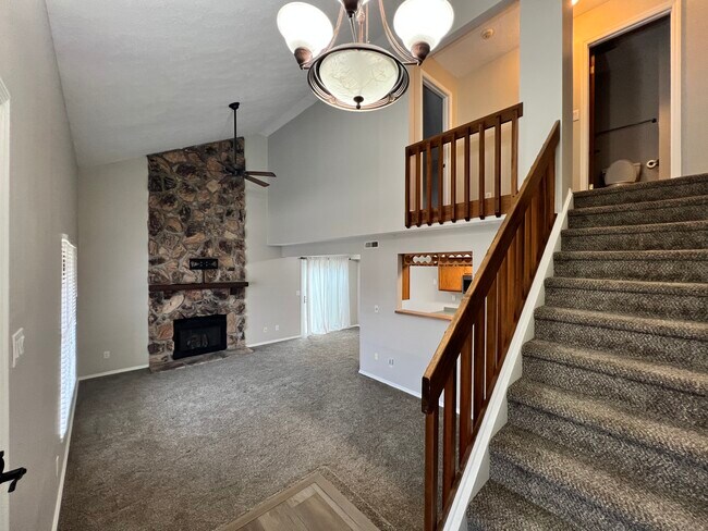 Building Photo - 1397 Sanzon Dr