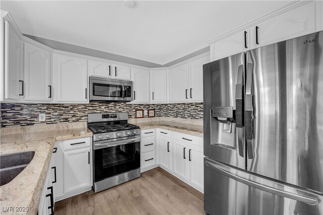 Building Photo - 4186 Sandcastle Dr