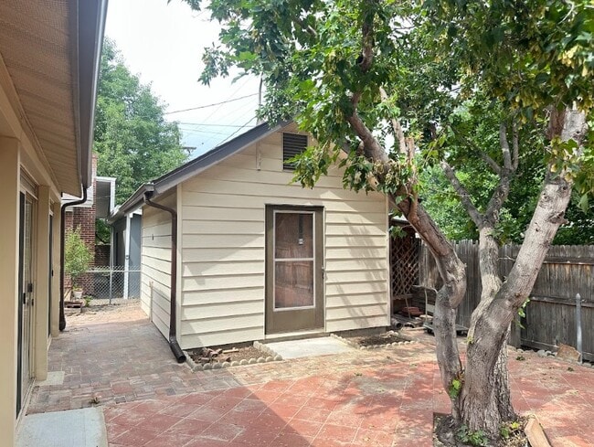 Building Photo - 2518 S Patton Ct