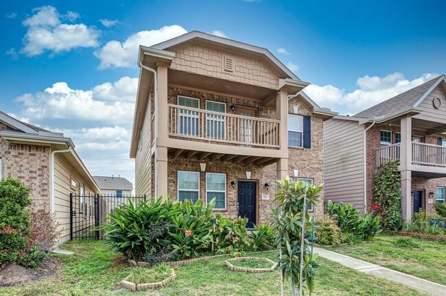 Building Photo - 7131 Pavilion Dr