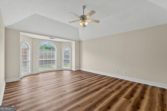 Building Photo - 116 Summer Leigh Dr