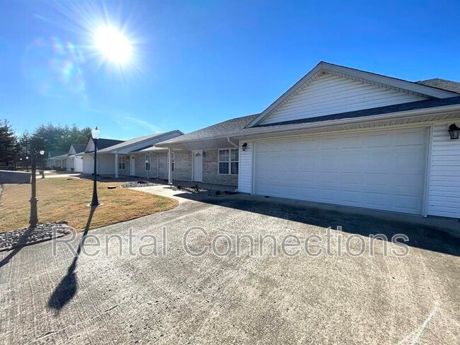 Building Photo - 601 Heritage Dr