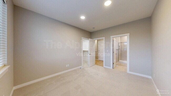 Building Photo - 16505 NW Liberty St