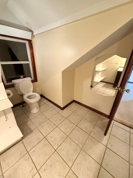 Building Photo - 202 Tripoli Rd