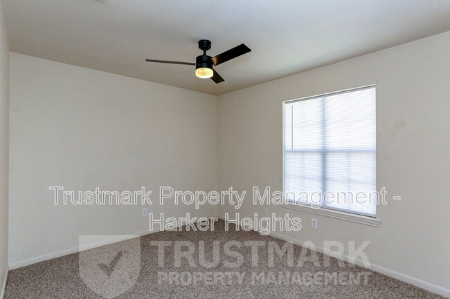 Building Photo - 411 Brittney Way