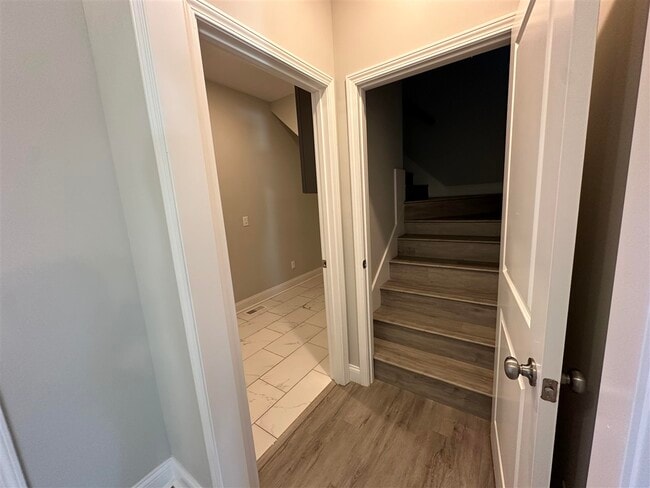 Building Photo - 437 Adalynn Cir