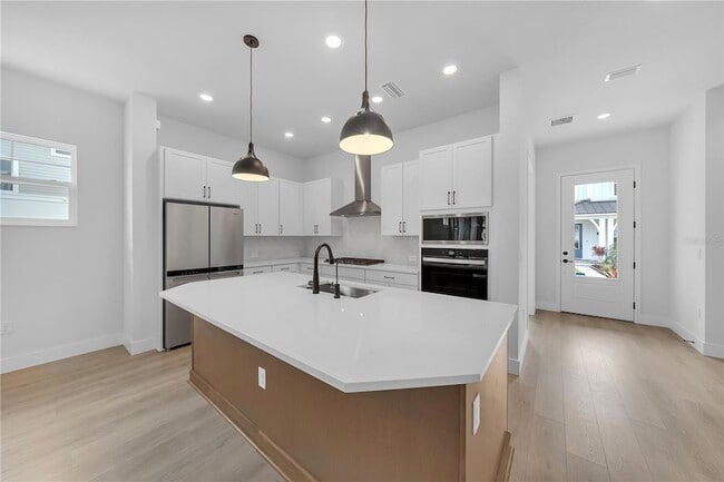 Building Photo - 7267 Kodiak Ln