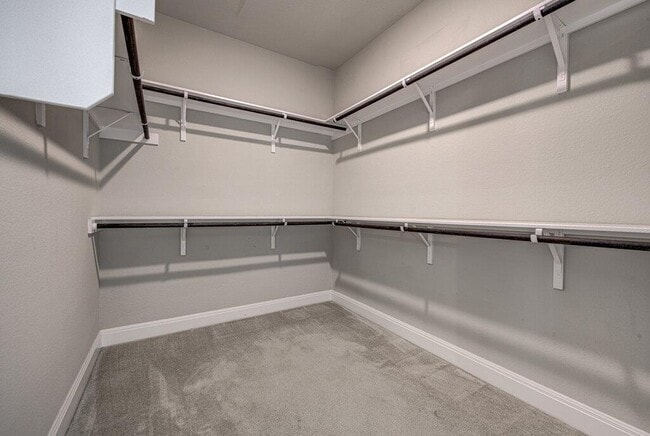 Building Photo - 5821 Viejo Dr