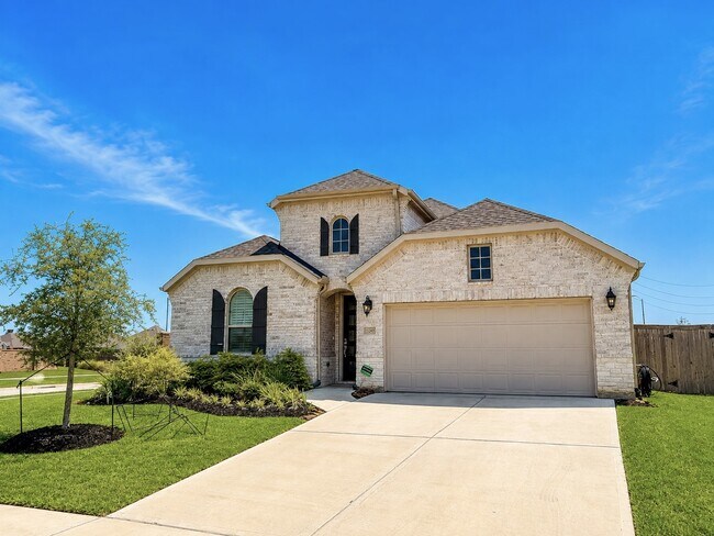 Building Photo - 13203 Wood Leaf Pk