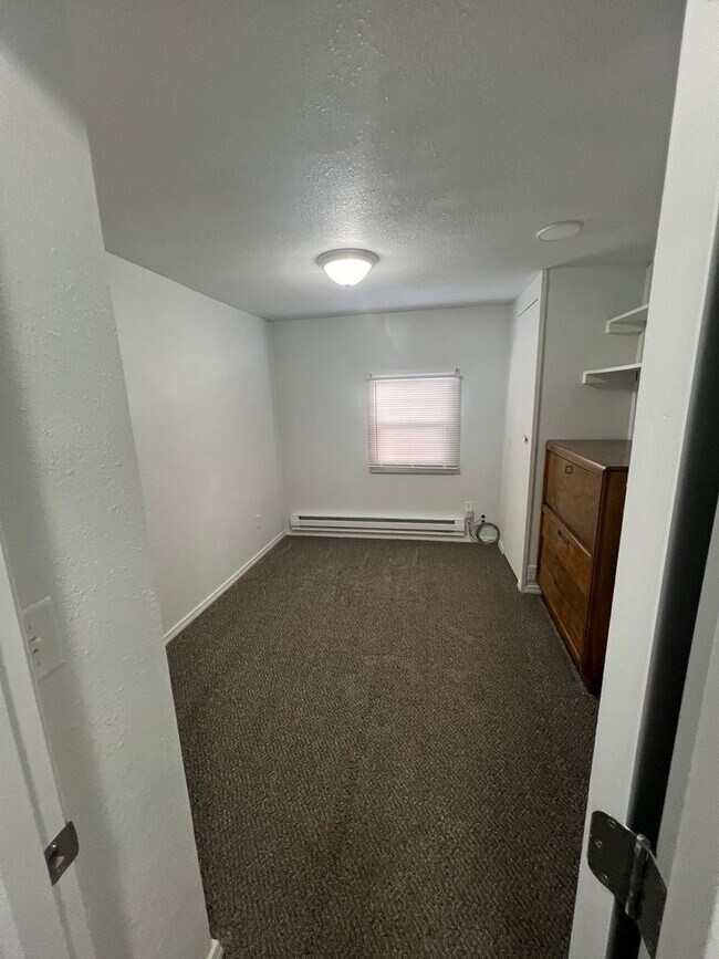 Building Photo - Cute Ephrata Home-Reduced Rent