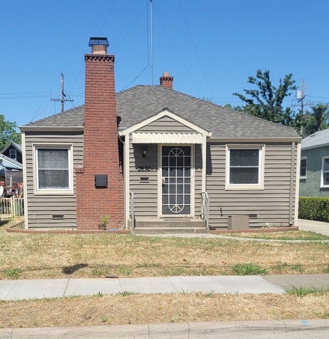 Primary Photo - House for Rent!