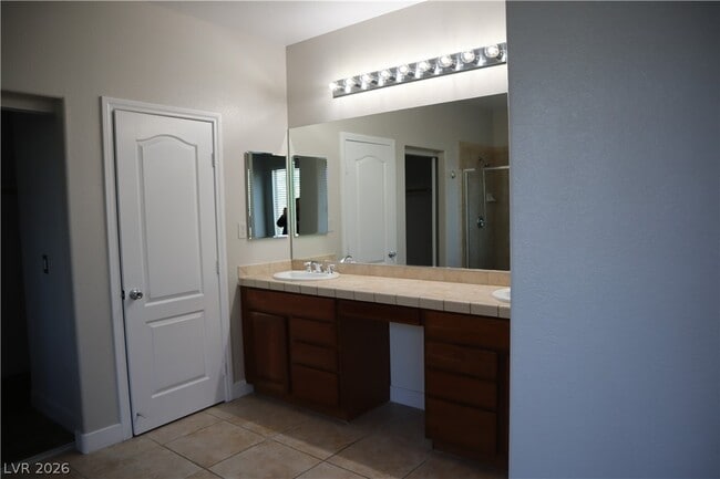 Building Photo - 9052 Picket Fence Ave