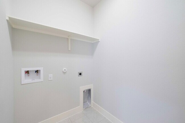 Building Photo - 9124 Cattle Baron Path