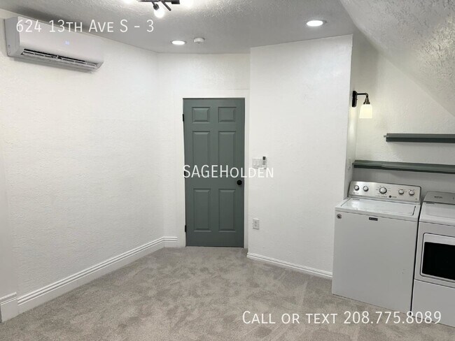 Building Photo - 624 13th Ave S