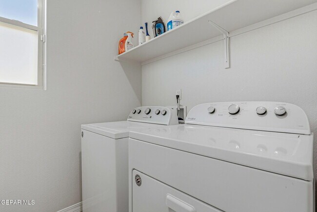 Building Photo - 11150 Blazing Star Pl